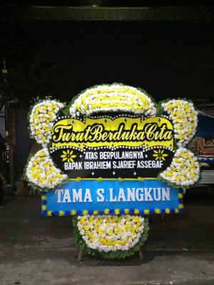 Papan Bunga Duka di Soadara